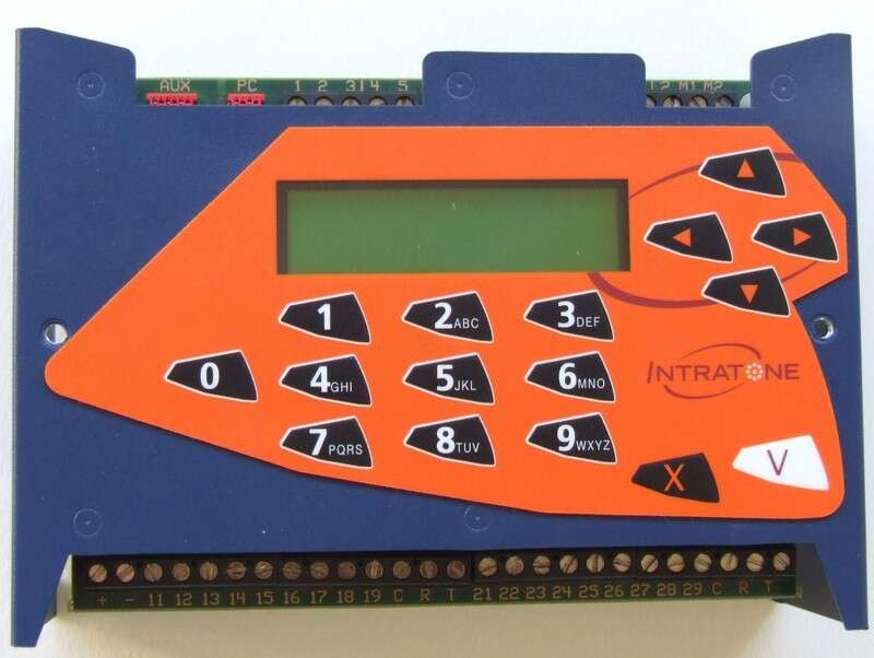 Centrale de gestion 2 portes et/ou 1000 noms EN 12 V