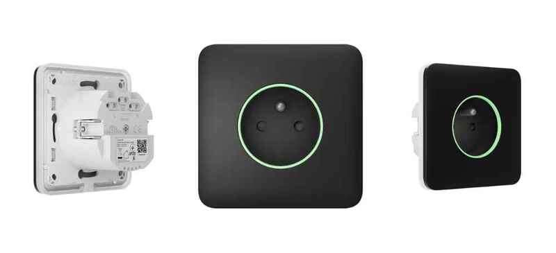 Prise intelligente encastrée avec fonction de contrôle de conso d'énergie
