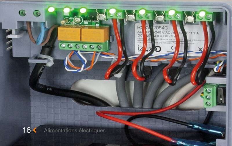 ALIMENTATION CHARGEUR 230V AC / 12V DC / 5A EN COFFRET ABS